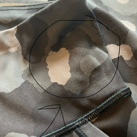 Athleta Lightning Camo 7/8 Tight - Picture 13 of 16